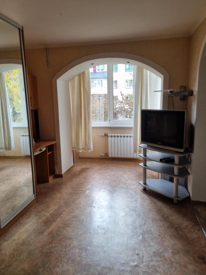 Apartamento 1Комнатная Квартира С Ноткой Прованса Kremenchuk Exterior foto
